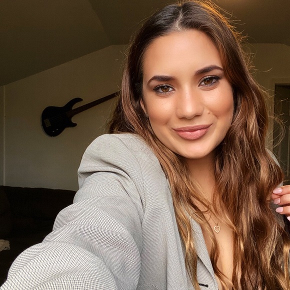 Meet your Posher, Daisy - Picture 1 of 1